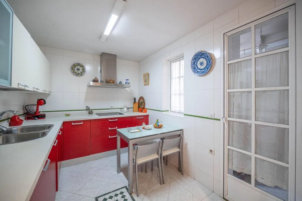 Köök - Luxury Flat with Balcony in Gran Capitán, Granada