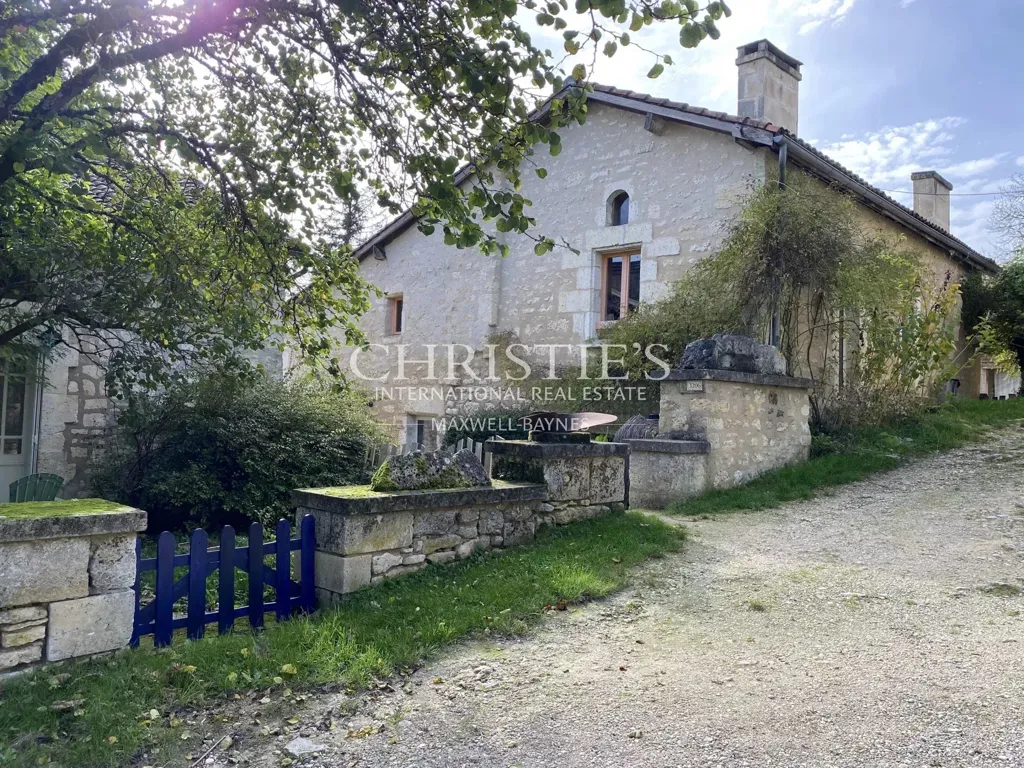 Välivaade - Self-Sufficient Hamlet in Périgord Vert