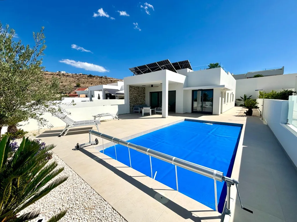 Piscine - Contemporary Villas with Pool in Rojales