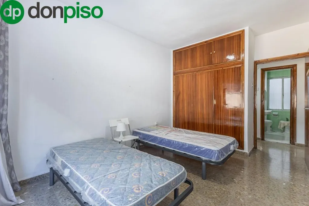 Chambres - Apartment with Terrace in Granada