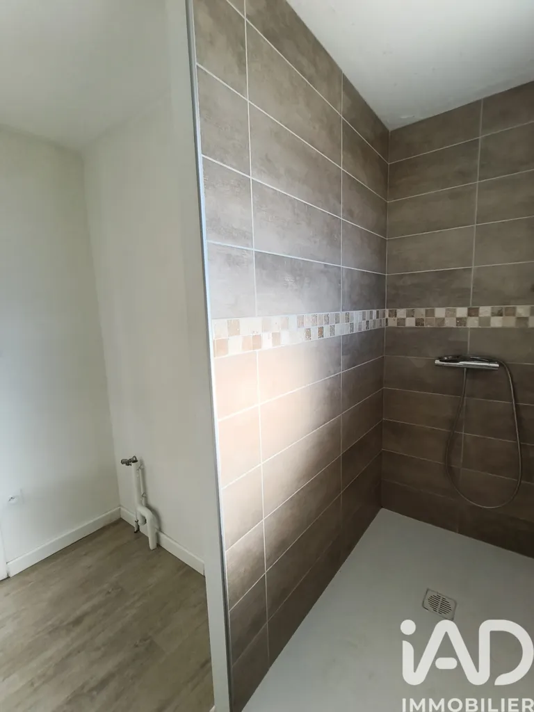 Salles de bain - Appartement T3 avec Terrasse et Vue Pyrénées à Tarbes