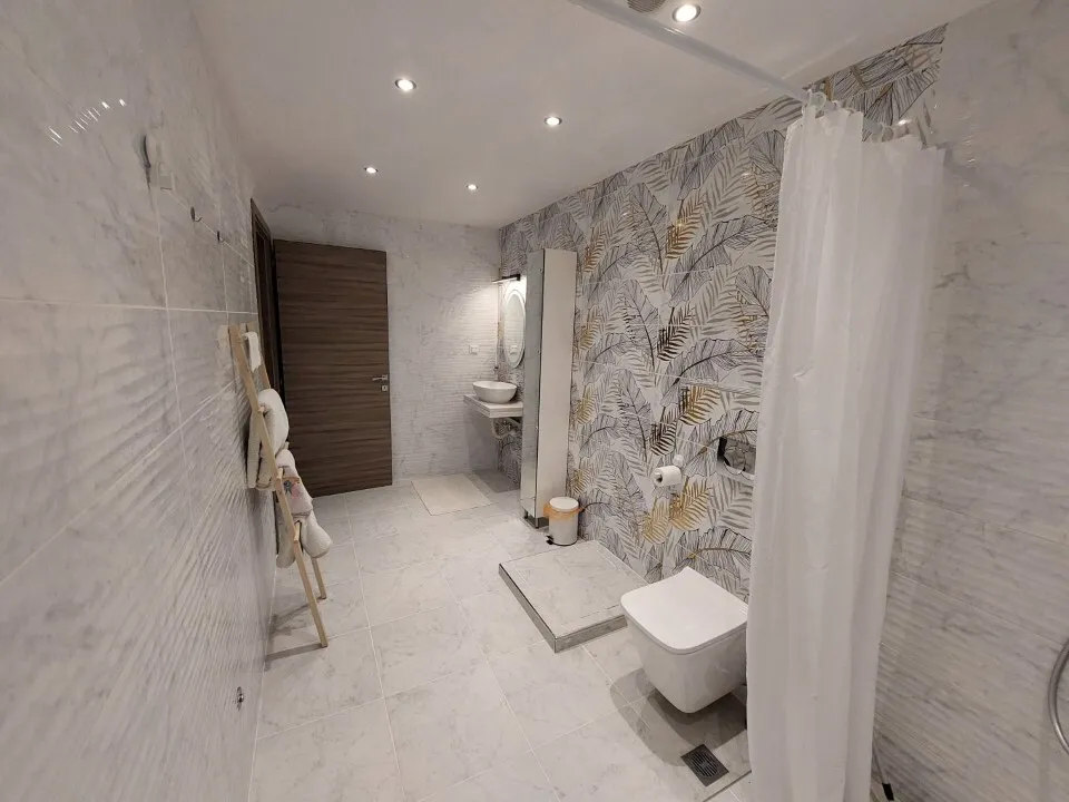 Bathrooms - Maisonette with Sea View in Kassandra, Chalkidiki