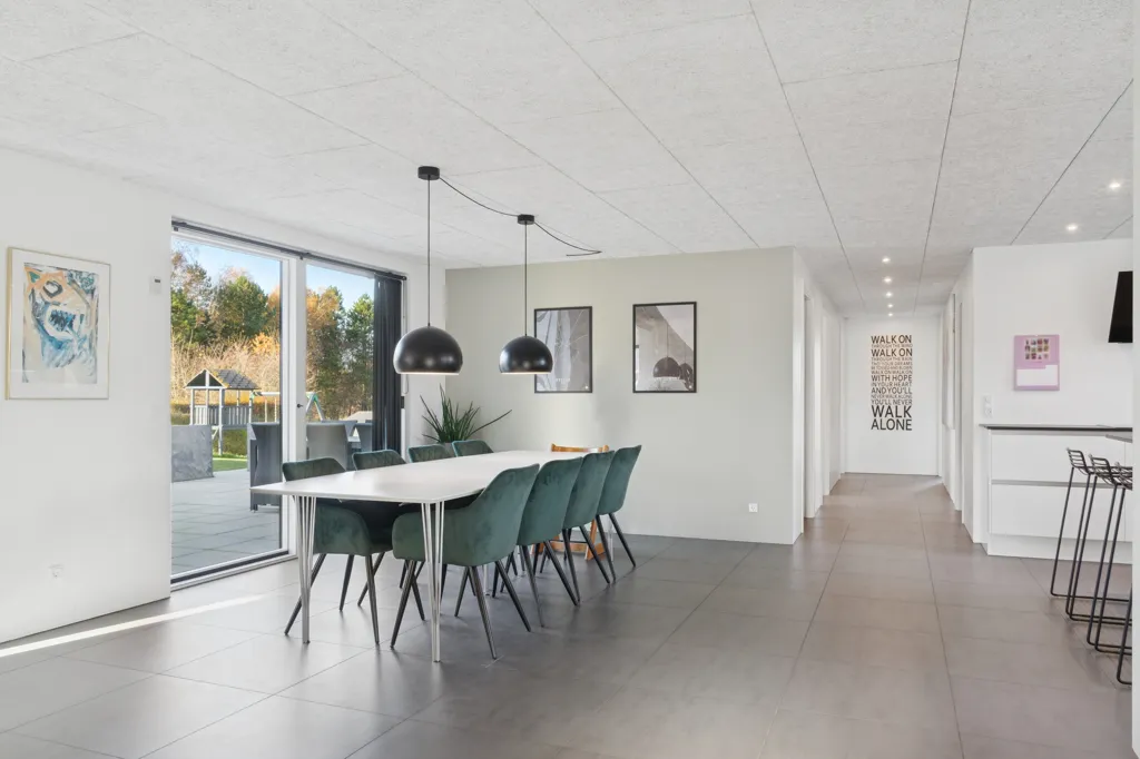 Salle à manger - Villa with Separate Parent Suite in Ørsted