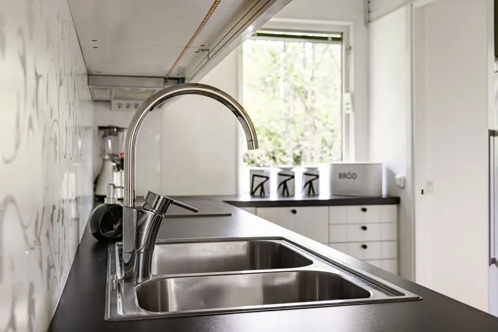 Cuisine - Charming Holiday Home with Well in Stjärnorp