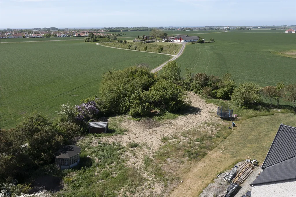 Õhuvaade - Generous Plot with Green Space in Trelleborg