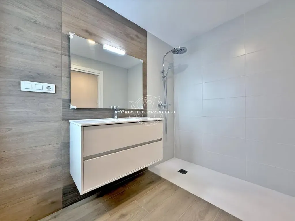 Salles de bain - Luxury Villa with Sea View in Llançà