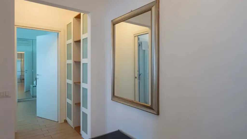 Entrée - Modern Studio with Metro Access in Milan