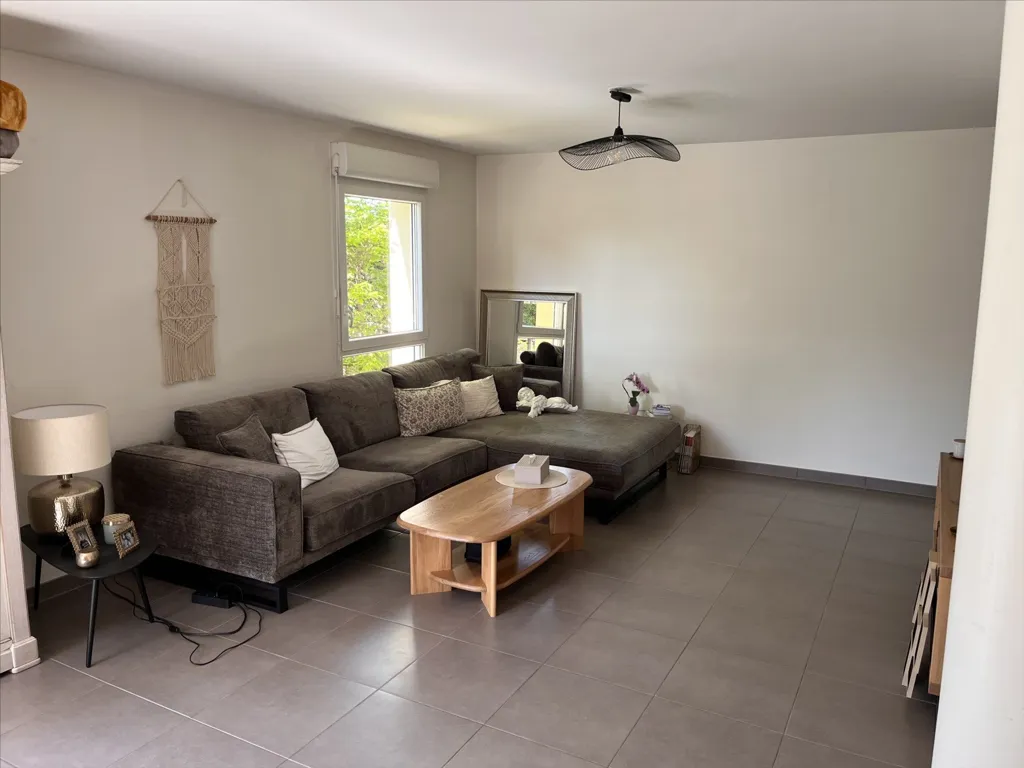 Elutuba - Duplex Apartment with Garden in Quiet Area