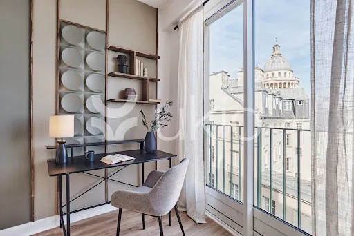 Balcony - Luxury Apartment with Central Heating in Paris 5th