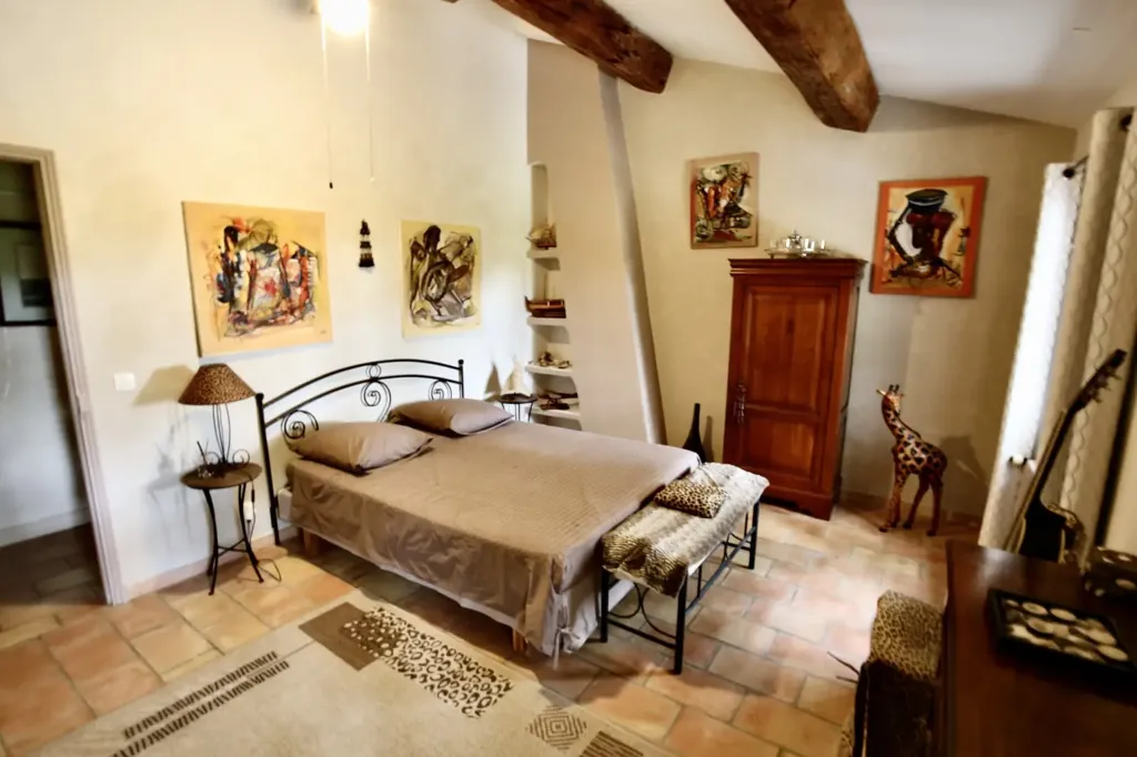 Magamistoad - Luxury House with Pool in Nîmes, Occitanie