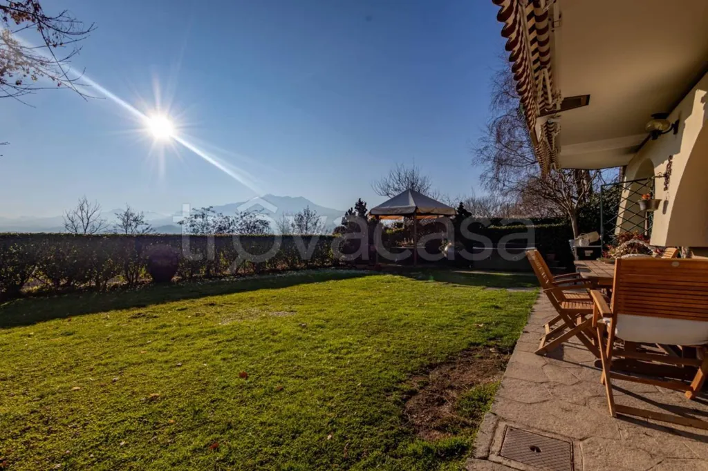 Aed - Apartment with Private Garden in Cuneo