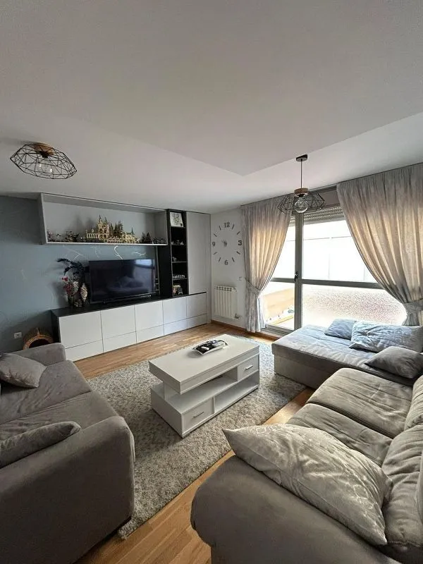 Terraced Chalet with Pool in Astorga