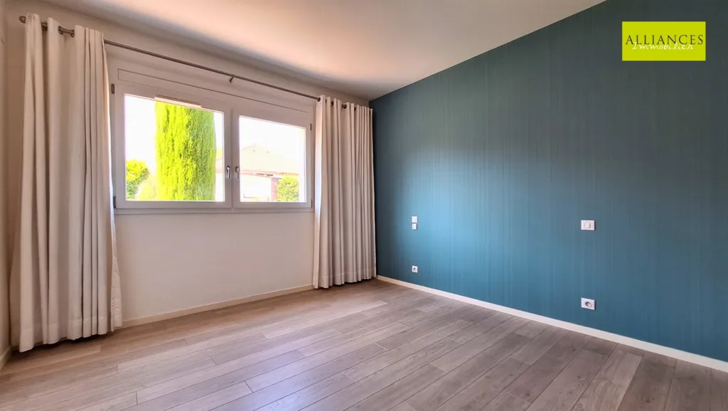 Bedrooms - Luxury Apartment with Terrace in Pfastatt