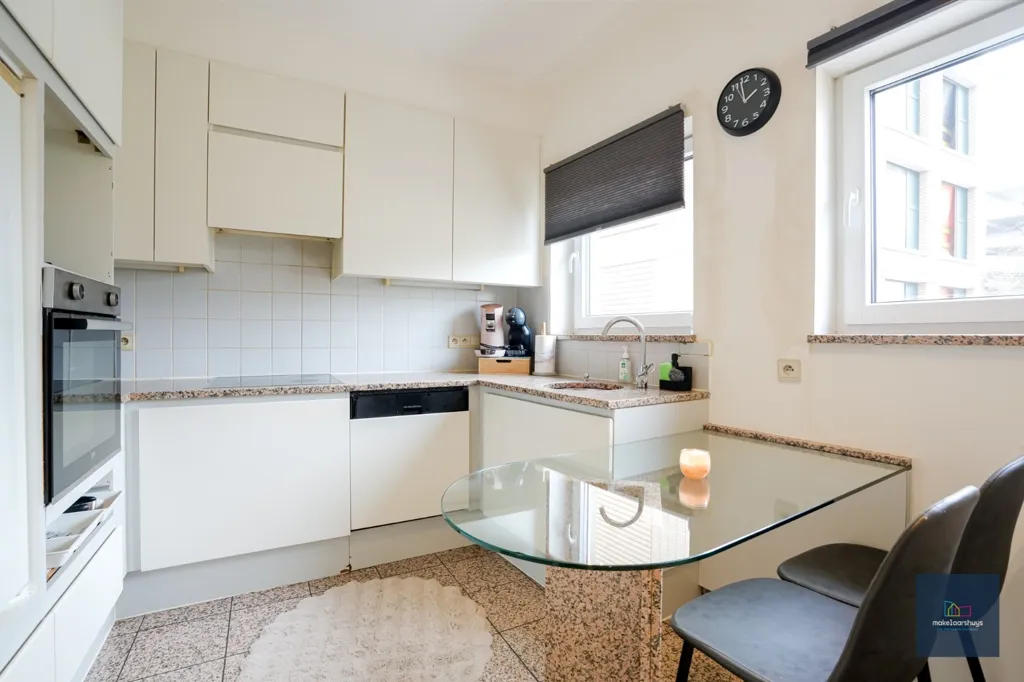 Cuisine - Appartement avec Vue sur la Ville à Ledeberg