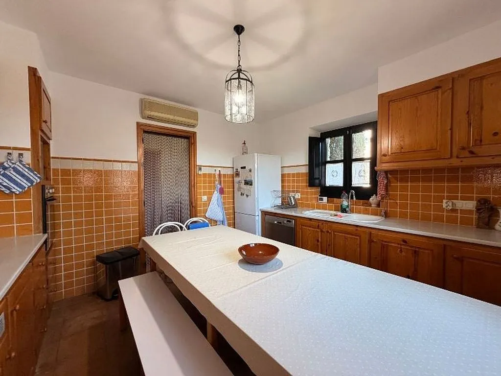 Köök - Luxury Stone House with Pool in Garrigoles