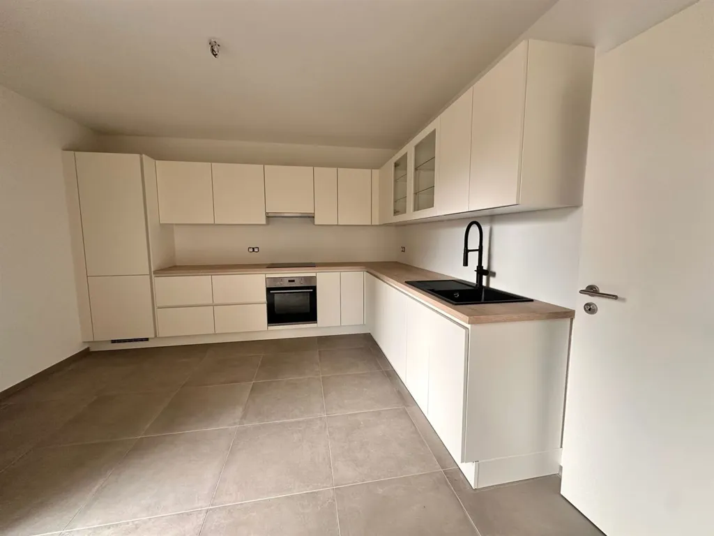 Appartement 2 chambres à Fontaine-L'Evêque
