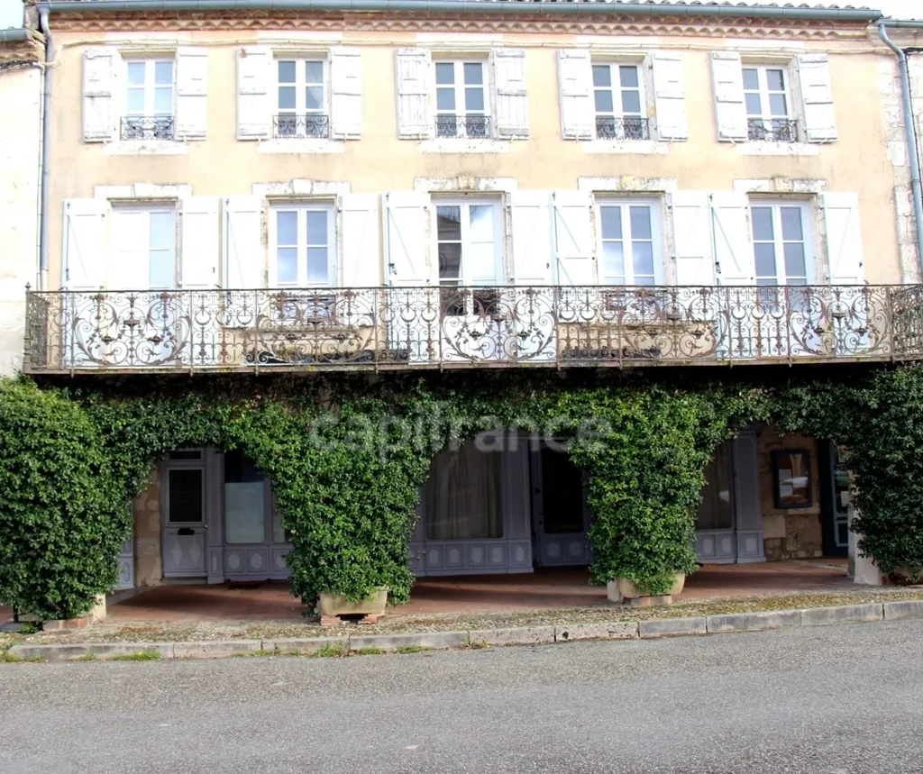 facade
