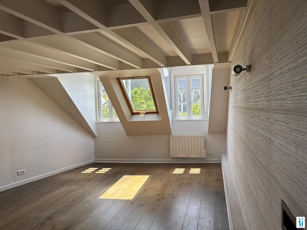 Rooms - Charming Flat with Parking in Rouen Centre