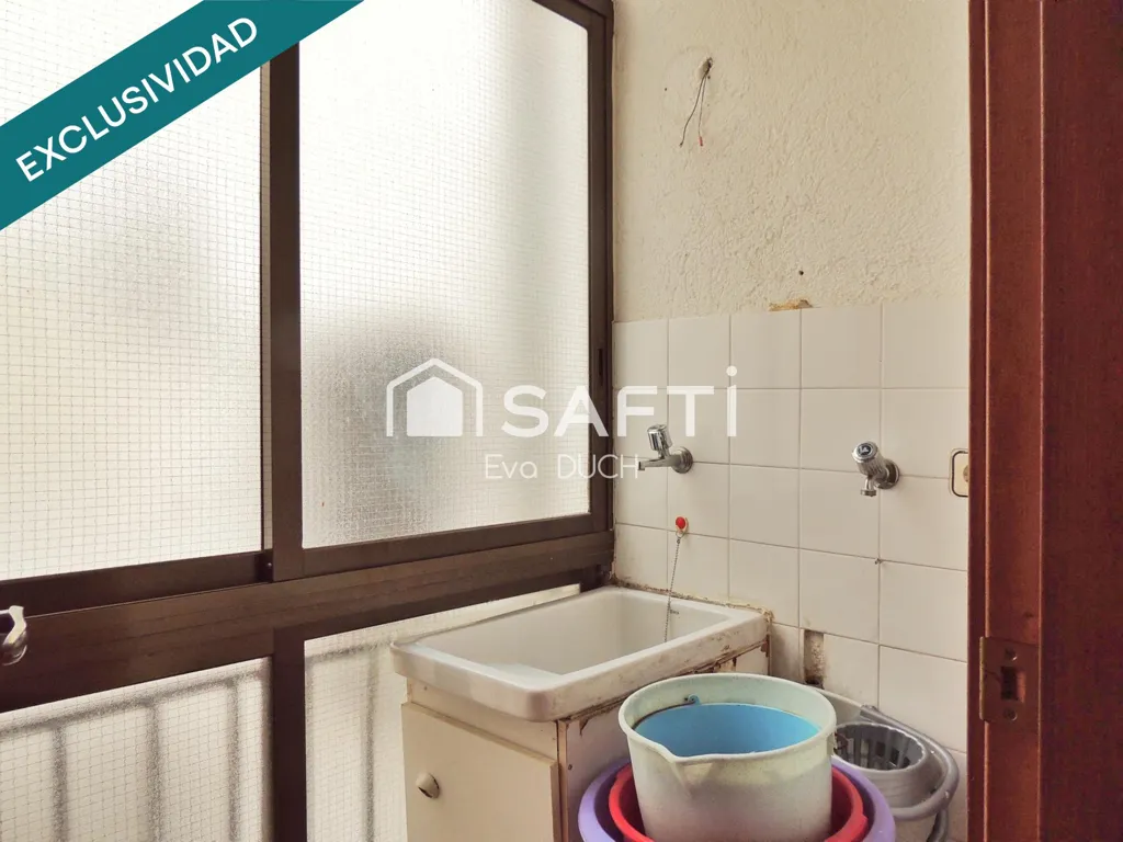 Vannitoad - Flat with Balconies in Central Tordera