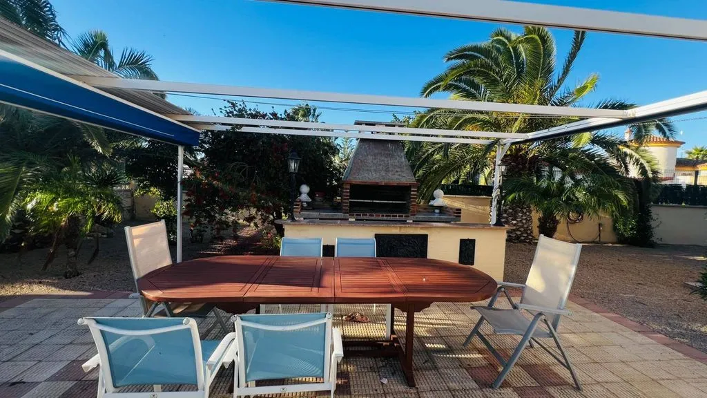 Terrasse - Detached Villa with Pool in Miami Platja