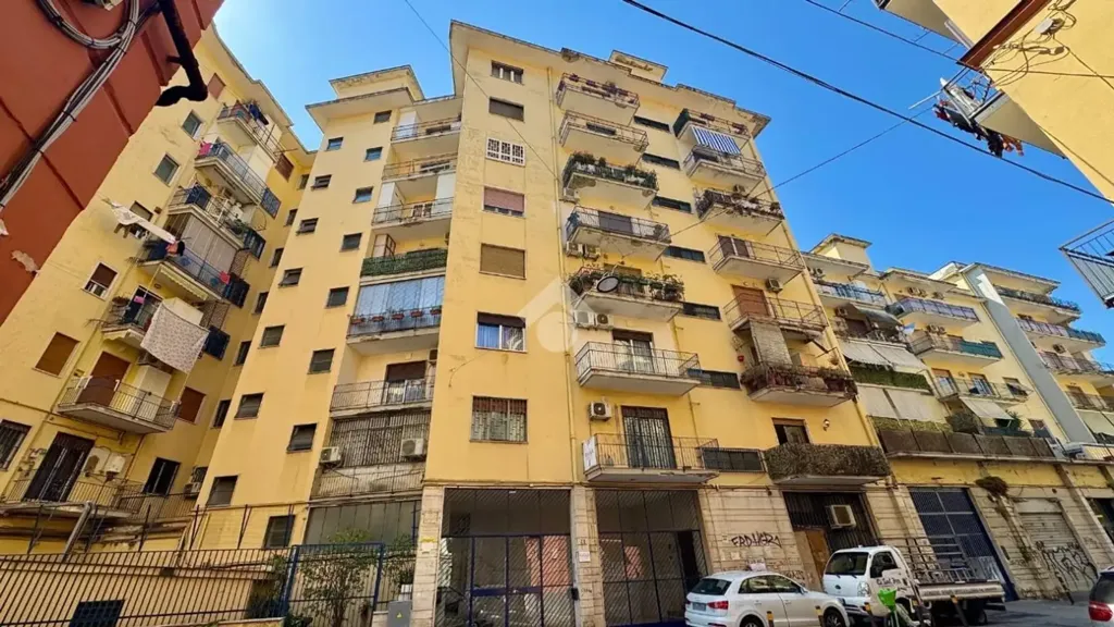 Esterno - Apartment with Balcony in Naples