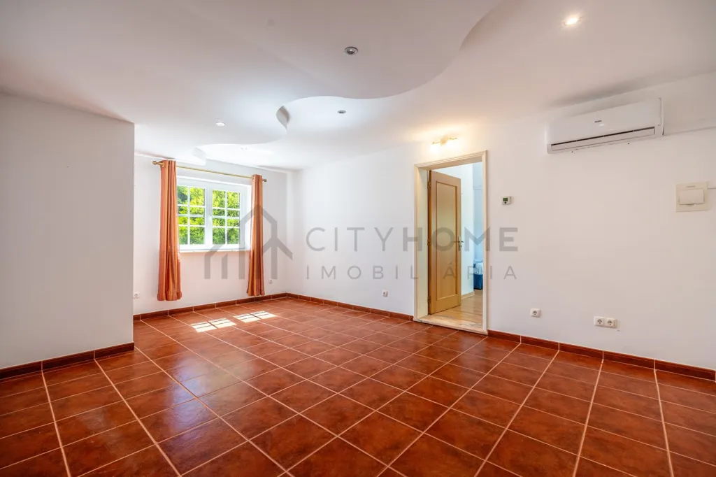 Toad - Detached House with Pool in Silves