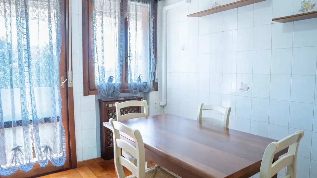Söögituba - Triplex Apartment with Terraces in Ponte San Nicolò