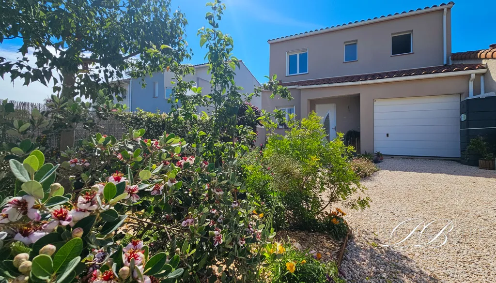 Välivaade - Recent House with Garden in Saint-André