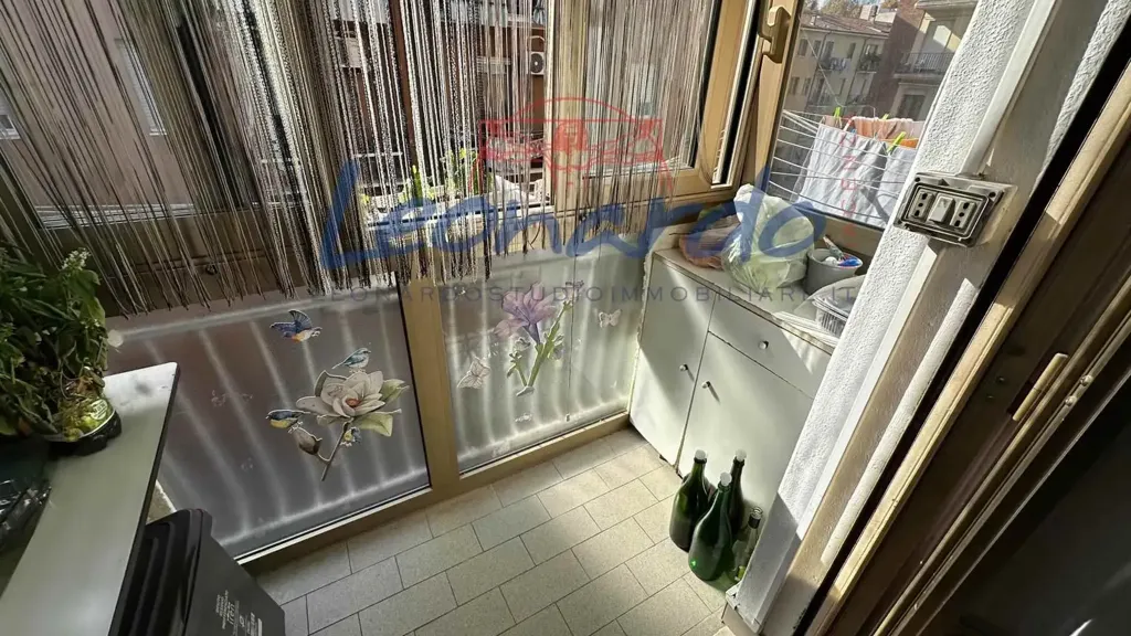 Rõdu - Bright Apartment with Garage in Piacenza