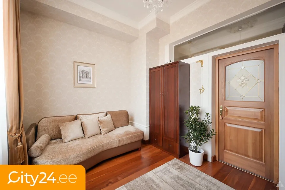Soggiorno - Historic Apartment with Park View in Riga Centre