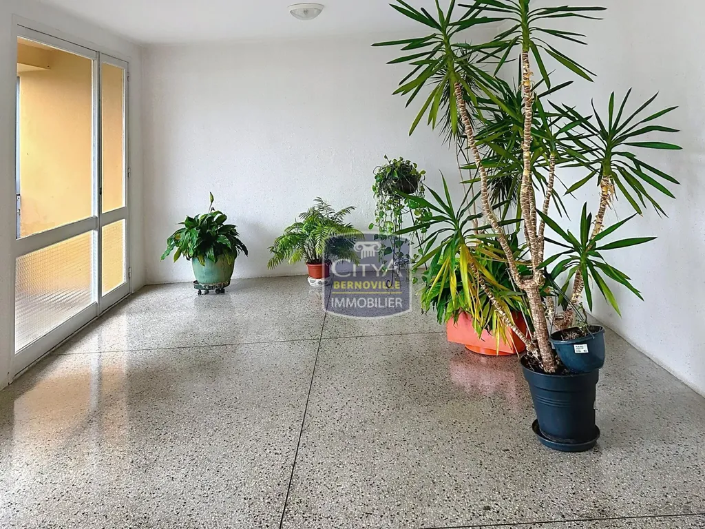 Entrée - Appartement Lumineux avec Balcons à Saint-Quentin