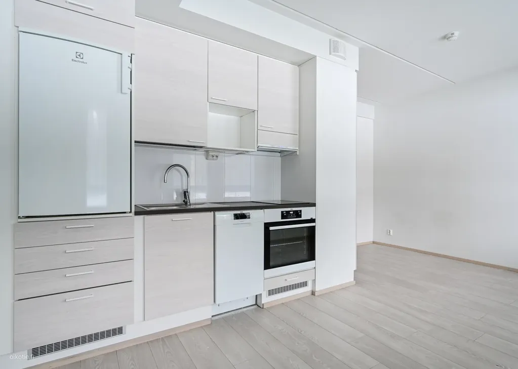 Cuisine - Modern Studio with Balcony in Ritaharju, Oulu