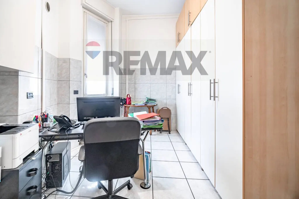 Kabinet - Liberty Style Apartment with Historic Elevator in Milan