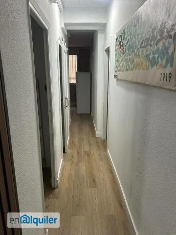 Esik - Amueblado Flat with Central Location in Murcia