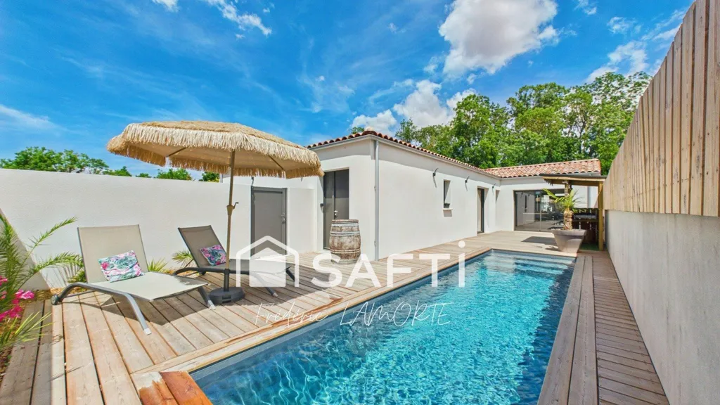 Piscine - Maison Contemporaine avec Piscine à Proximité