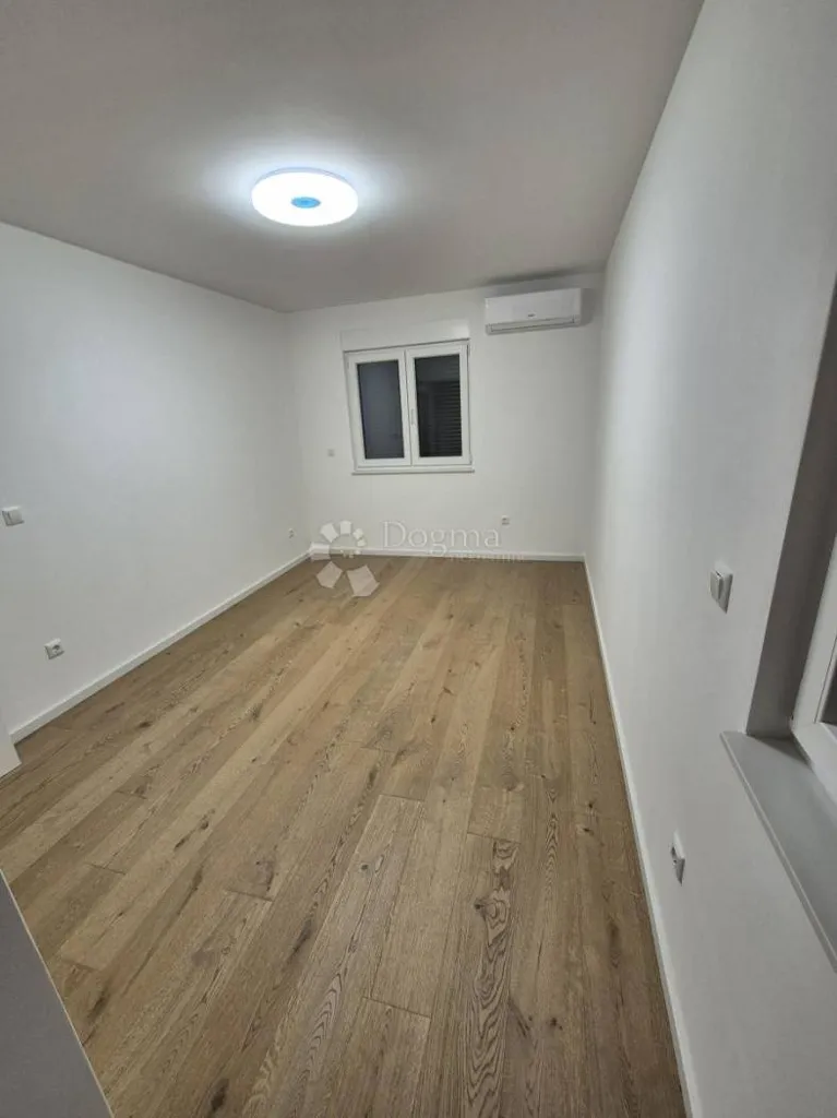 Stanze - Apartment with Garage in Crikvenica Centre