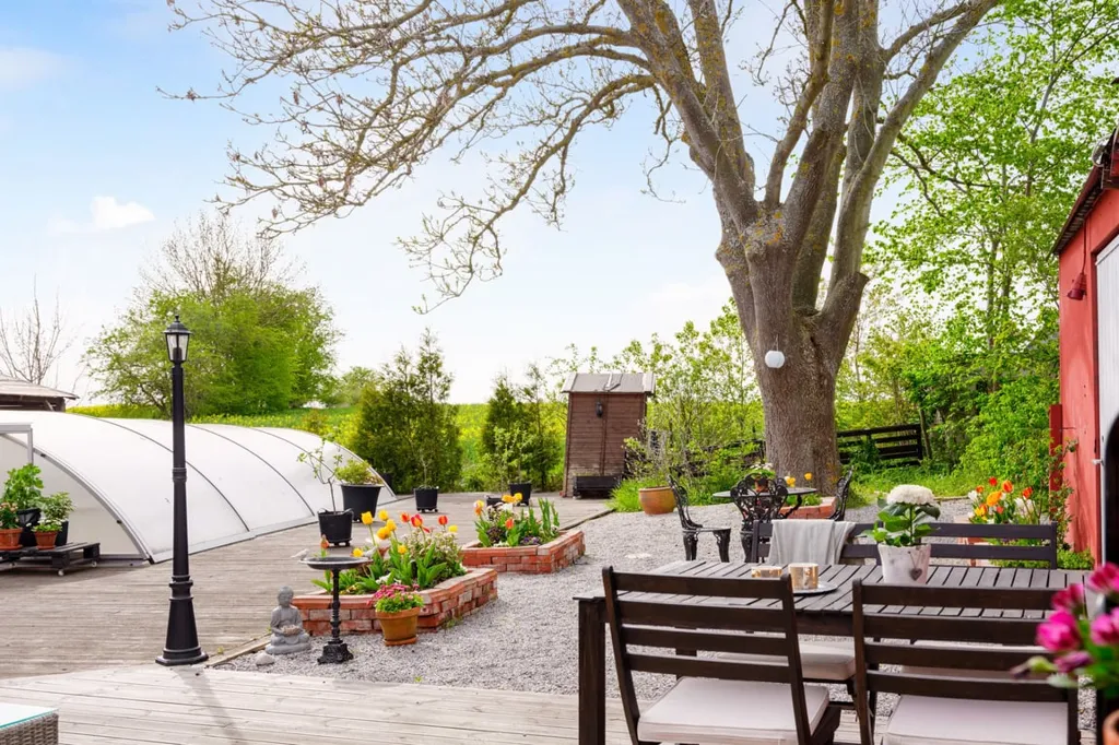 Terrasse - Charmful Brick Villa with Garden in Grönby