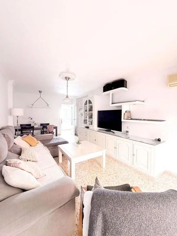 Elutuba - Apartment with Pool and Terrace in Utrera
