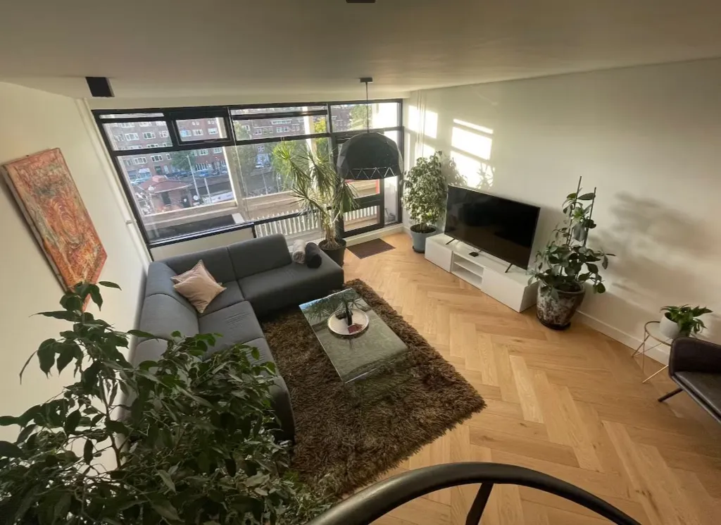 3-toaline korter asukohas Amsterdam