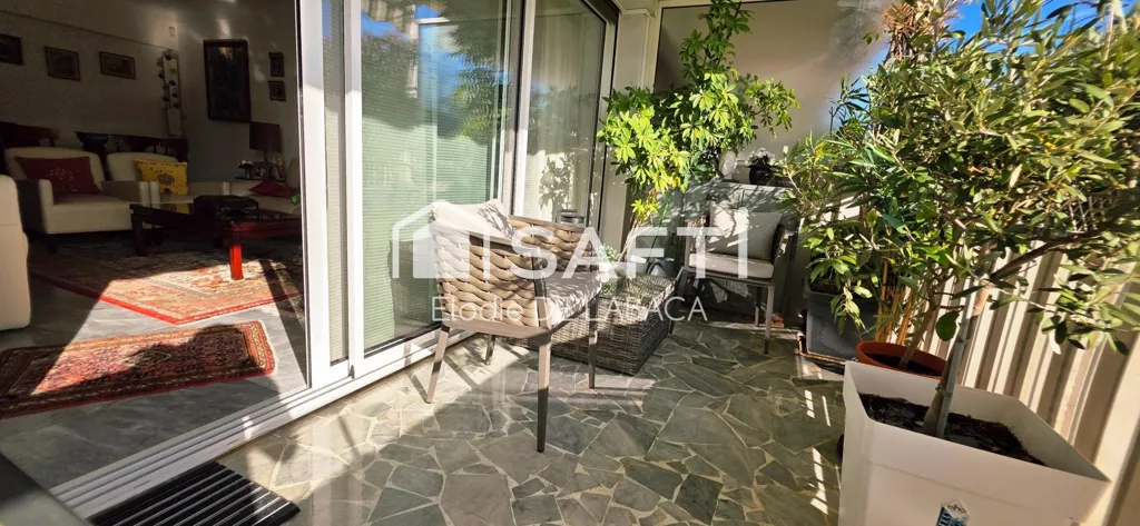 Terrass - 5-Piece Apartment with Sea View in Cannes
