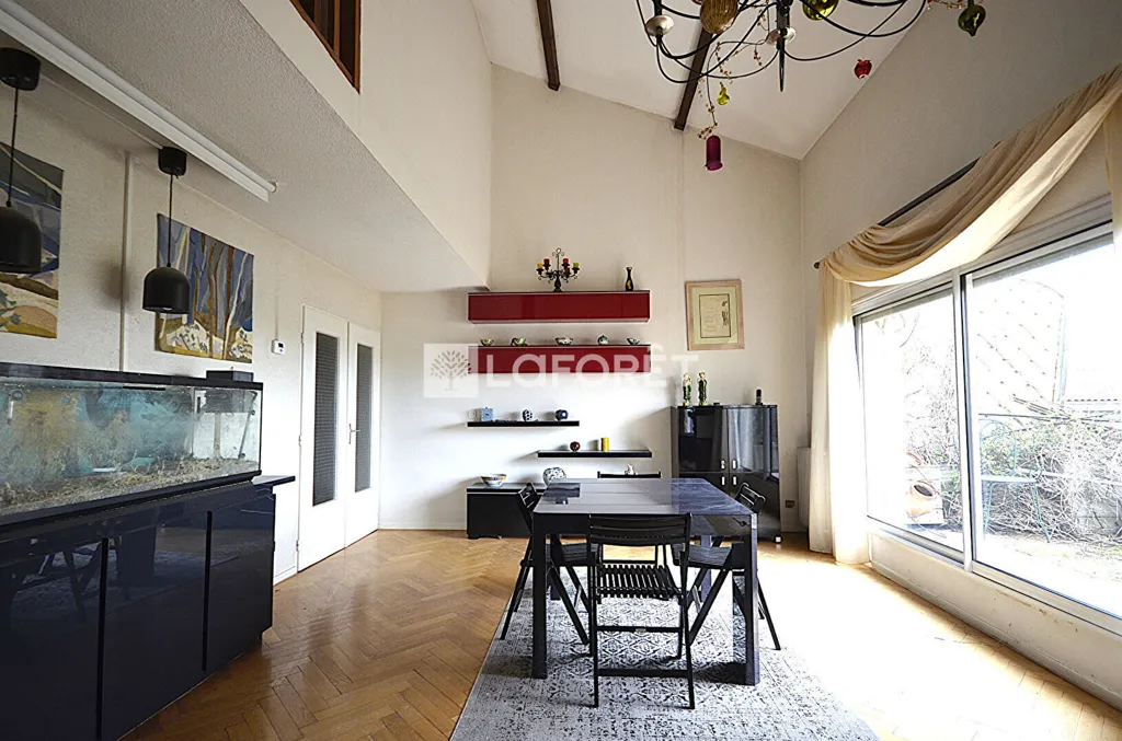 Söögituba - Duplex Flat with Terrace in Lyon