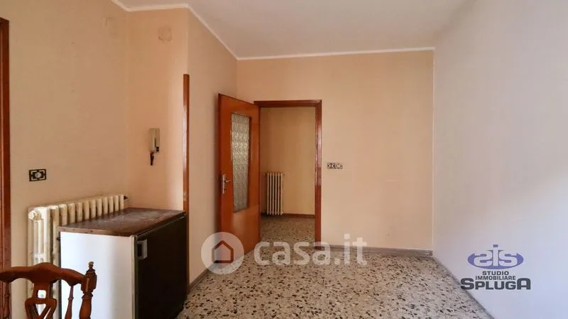 Entrée - Four-Bedroom Apartment in Talamona Centre