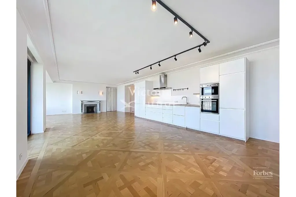 Soggiorno - Bright Apartment with Terrace in Forest