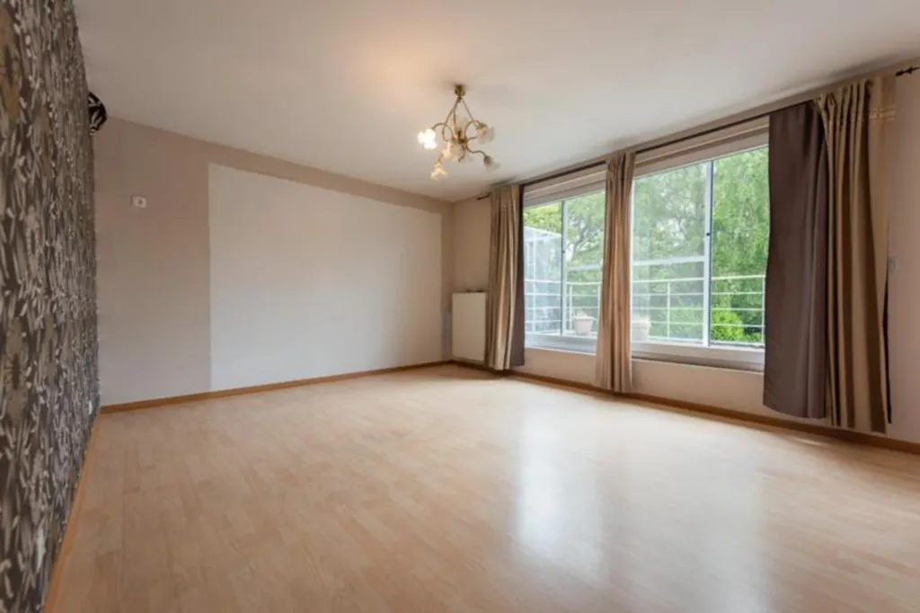 Toad - Spacious House with Terrace in Zele