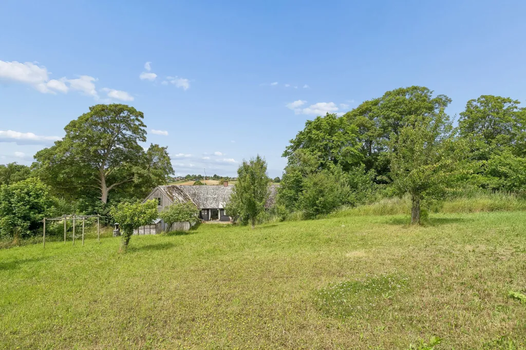 Aed - Historic Villa with Large Garden in Knebel