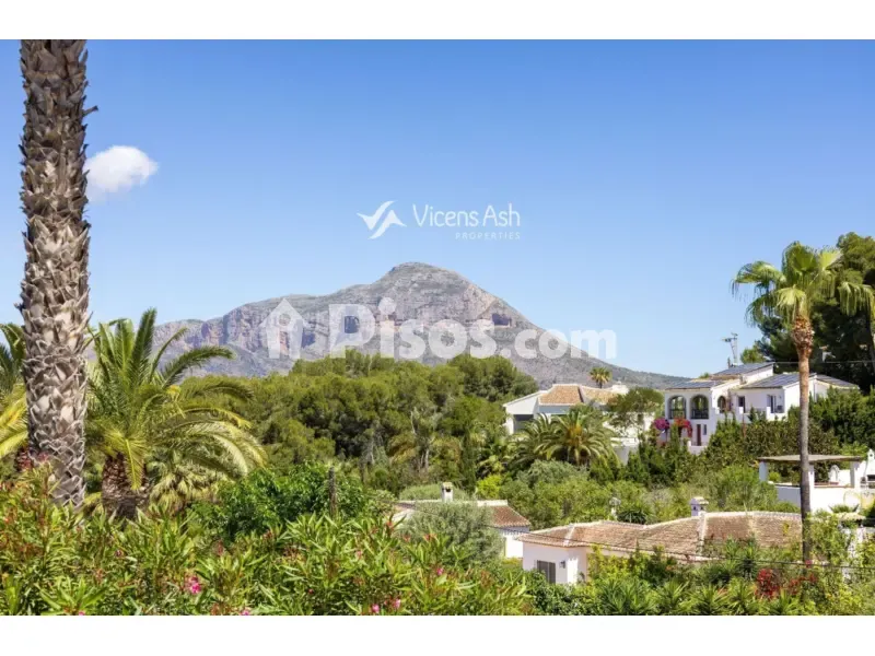Renovated Villa with Pool in Jávea