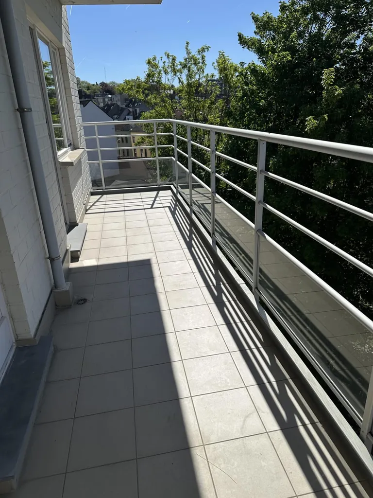 Balcon - Appartement avec Ascenseur et Parking à Gand