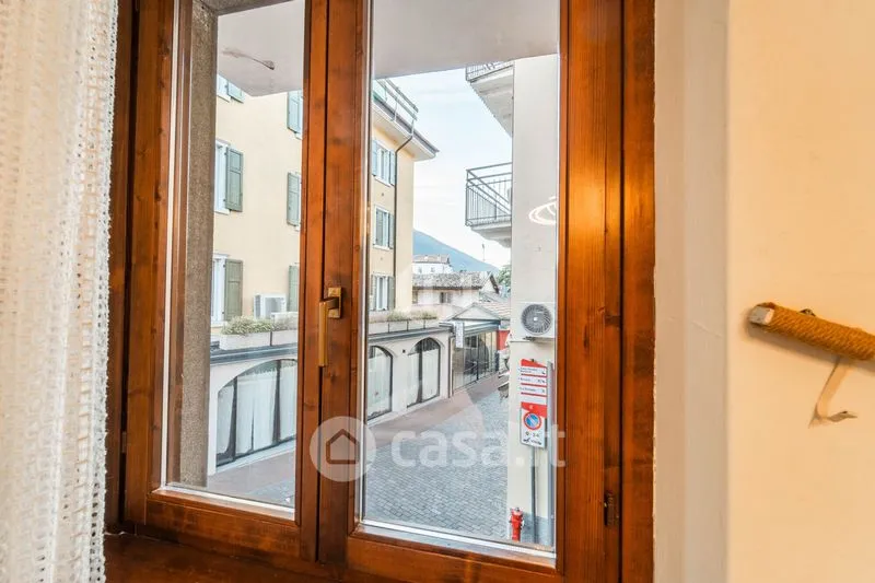 Rooms - Centrally Located Flat with Sea View in Torbole