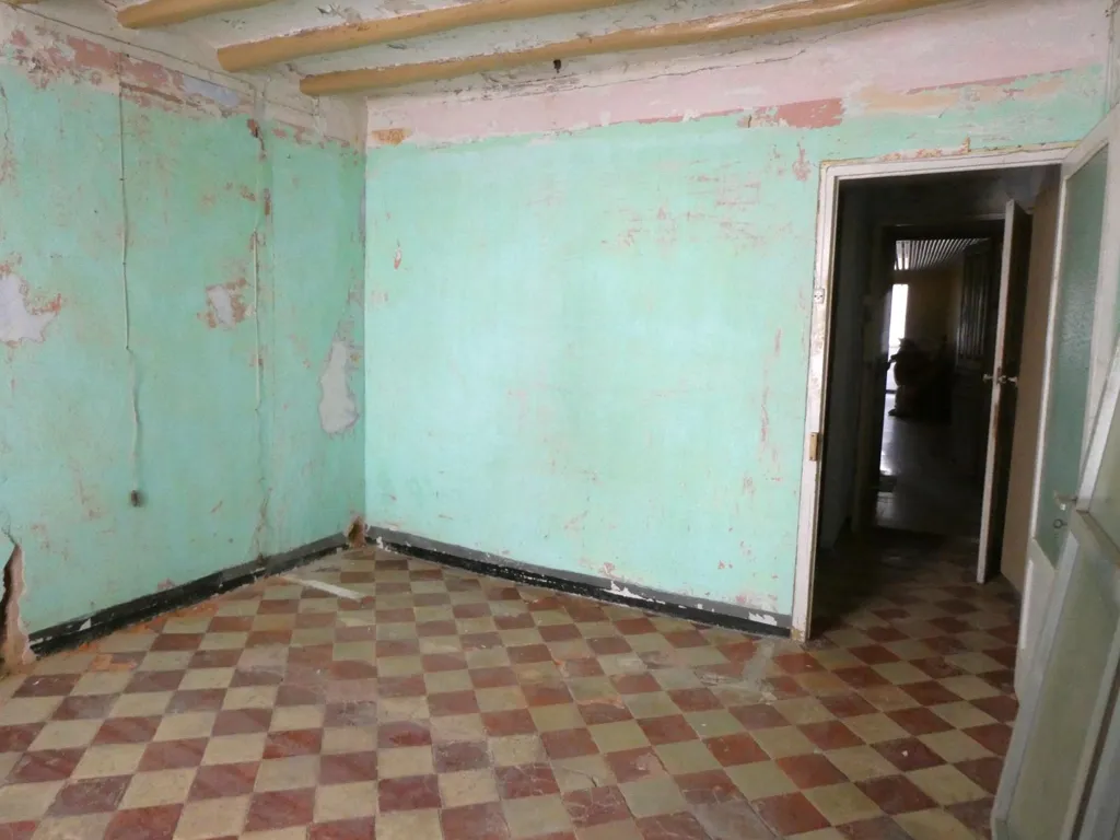Toad - Charming House with Countryside Views in Maella