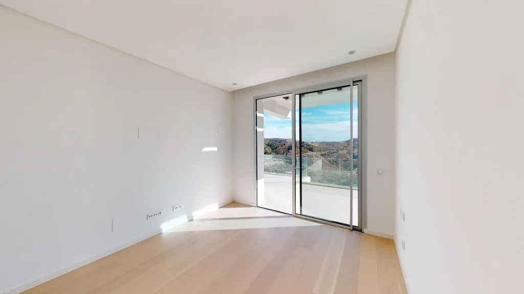 Stanze - Luxury Penthouse with Rooftop Terrace in Benahavís